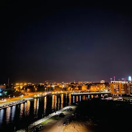 S&s Chlebova 306 Z Widokiem Na Rzeke, Stare * Gdańsk