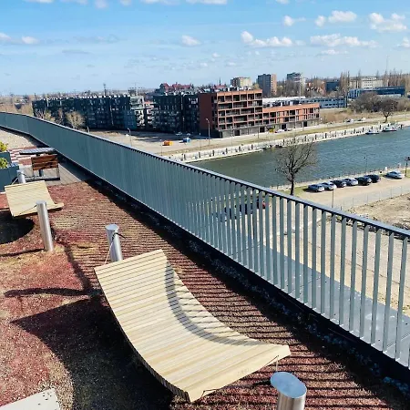 Apartament S&s Chlebova 306 Z Widokiem Na Rzekę, Stare *