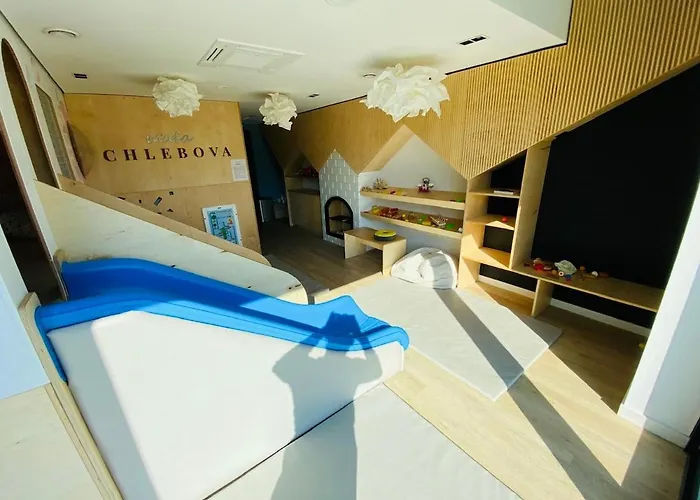 S&s Chlebova 306 Z Widokiem Na Rzeke, Stare Apartmán *